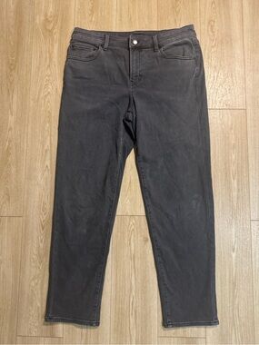 Black Jeans - Classic Straight Fit